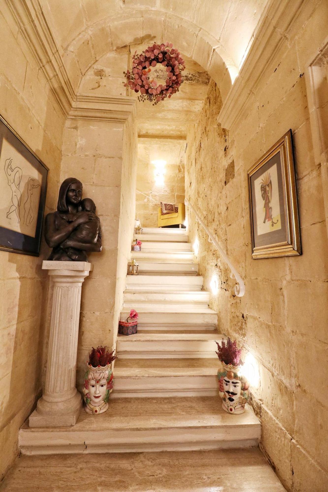 The Knight - Heritage & Art Home At Birgu Square المظهر الخارجي الصورة