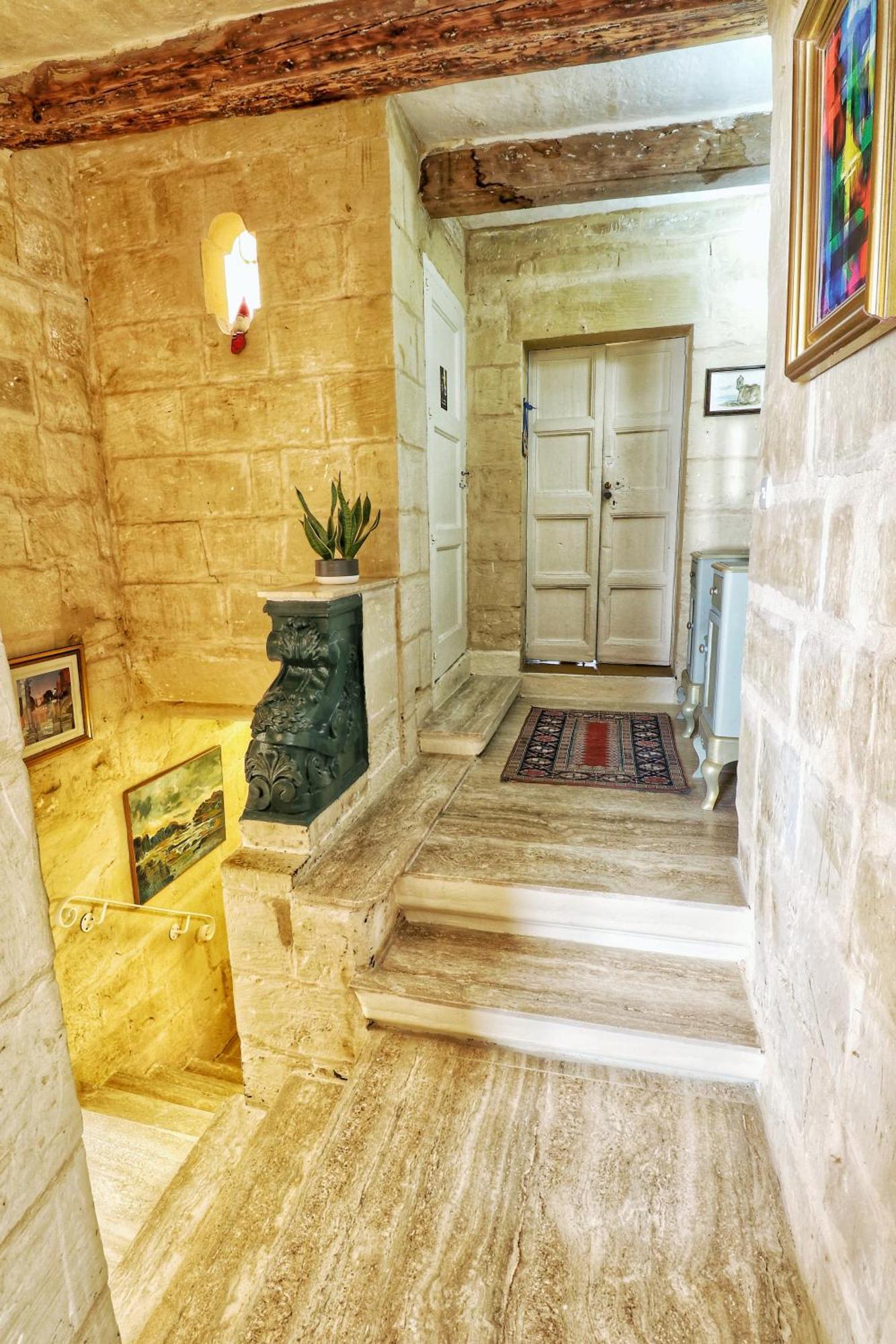 The Knight - Heritage & Art Home At Birgu Square المظهر الخارجي الصورة