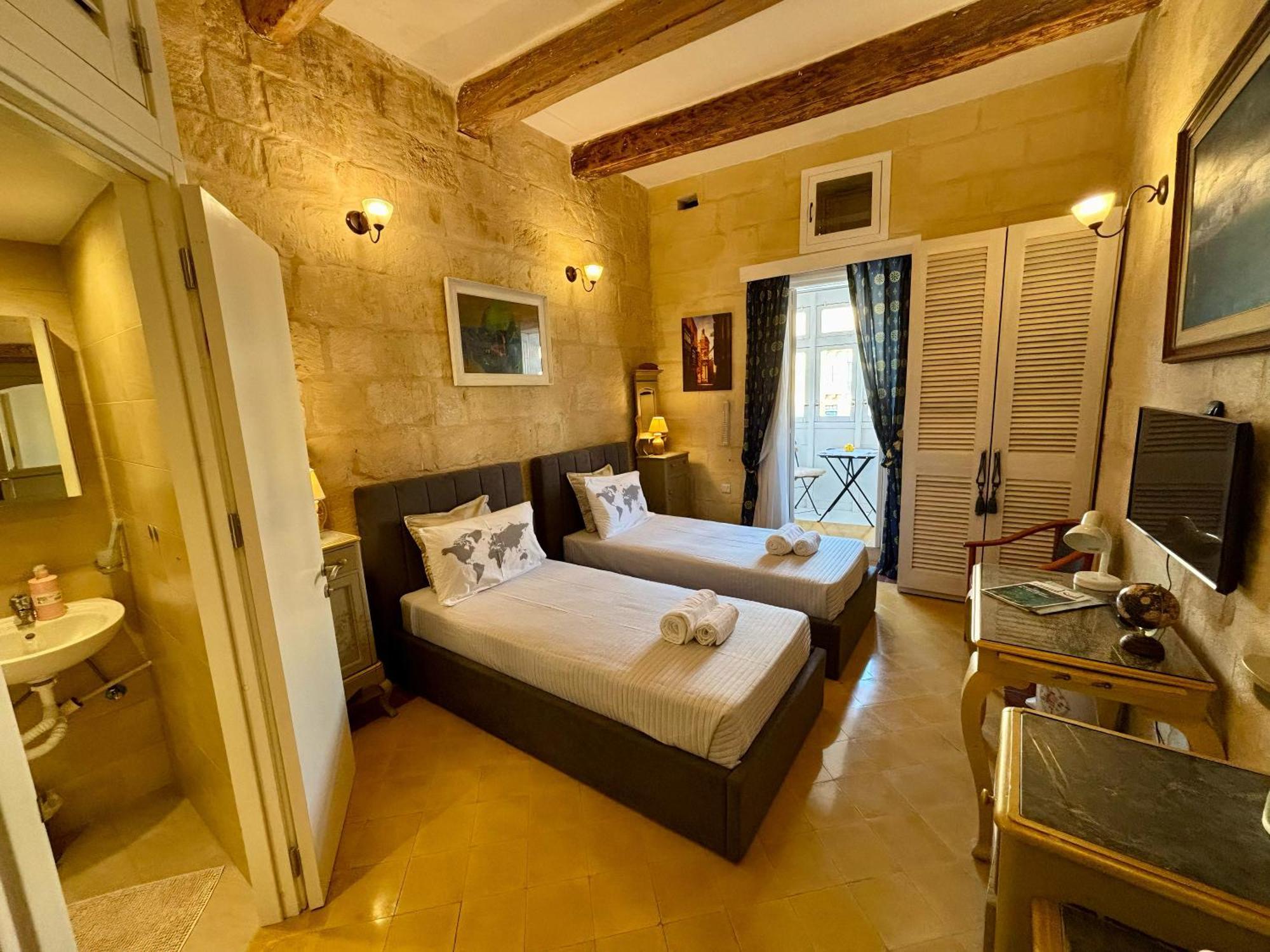 The Knight - Heritage & Art Home At Birgu Square المظهر الخارجي الصورة